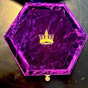 Jeffrey Star Eye Shadow Palette